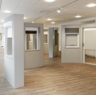 Ausstellung von links Ausstellung von links